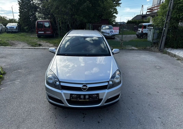 Opel Astra cena 10500 przebieg: 240000, rok produkcji 2005 z Ryki małe 172